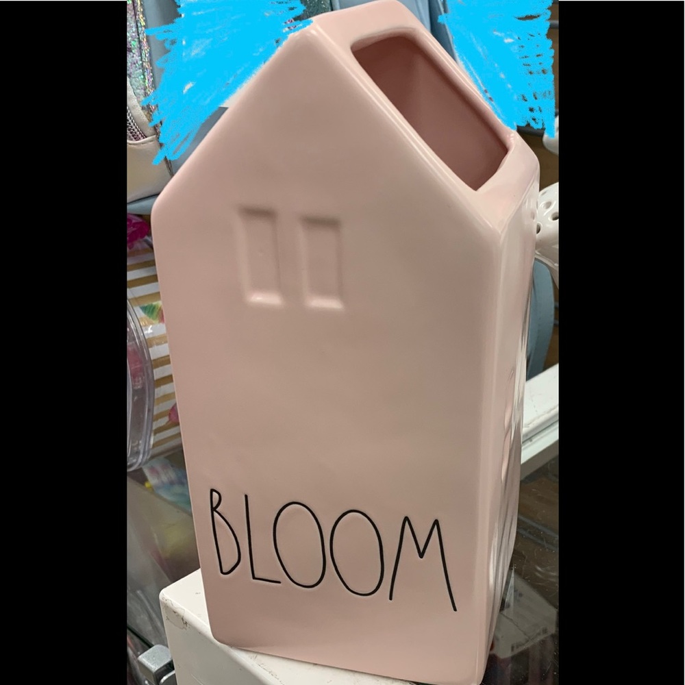 Rae Dunn bloom vase